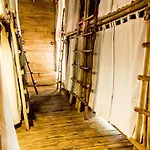 Hostel Bambu Gran Palas