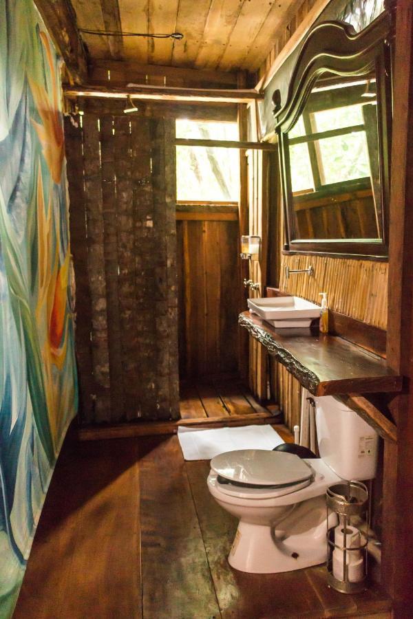 Bambu Gran Palas Hostal Party Ostello *